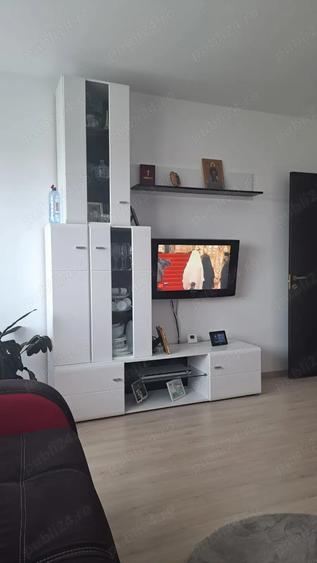 Proprietar Vand apartament cu 2 camere situat in Sanpetru - 9