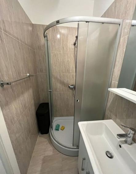 260 Euro!Ap  1 camera Visoianu, et 3 - 4