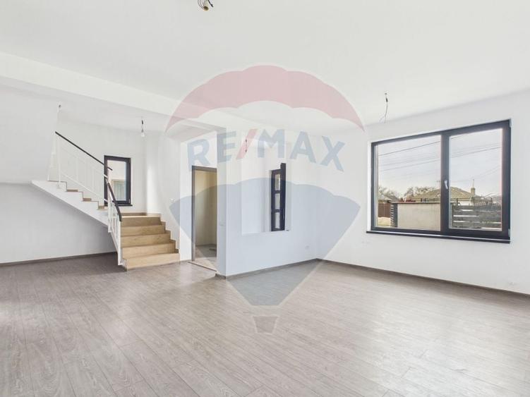 Vila moderna 5 camere P+1 de vanzare in Crevedia - 6