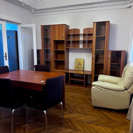 Inchiriere apartament 2 doua camere decomanda t - Piata Romana - 1