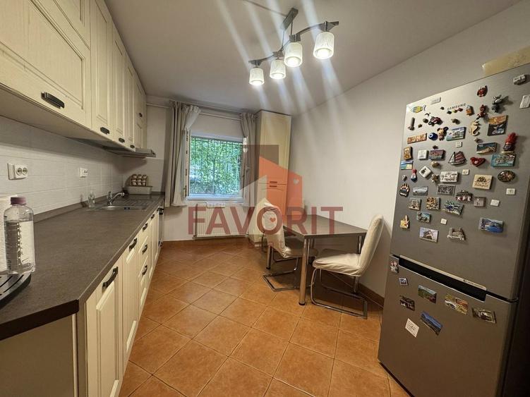 Apartament cu 3 camere decomandat, mobilat în Lipovei — fotografia 2