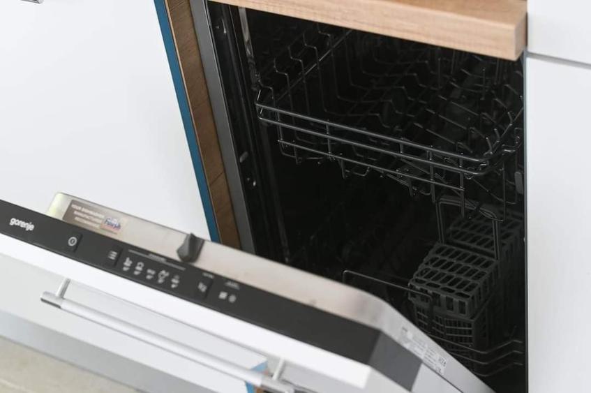 Apartament nou 2 camere decomandat, 68 mp, Mamaia Nord, VEDERE LATERALA LA MARE - 10