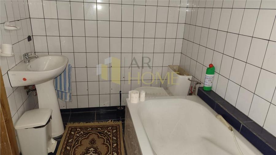 Casa Central Baicoi, 145 mp - 15