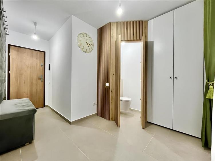 Spatiu pretabil Sediu Firma in Urban Plaza de Inchiriat - 3