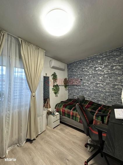 Apartament cu 2 camere în Alexandru Obregia