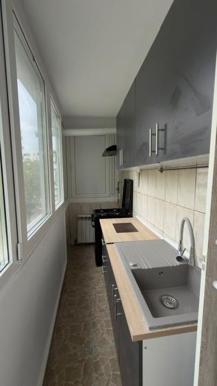 Apartament cu 2 camere semidecomandat în Berceni
