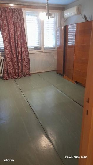 Apartament cu 4 camere în Militari