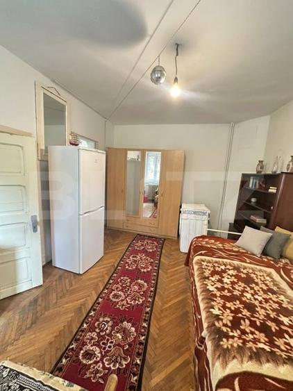 Garsonieră decomandată, mobilată în Centru Vechi