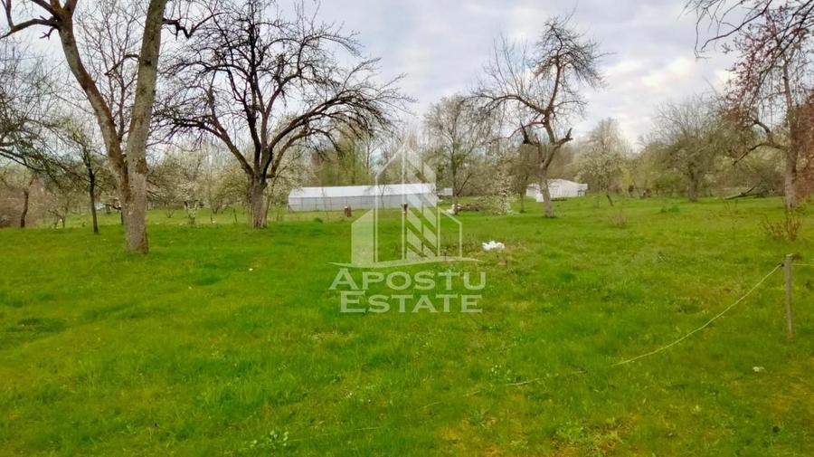 Casă individuală cu 4 camere cu Canalizare în Măgulicea