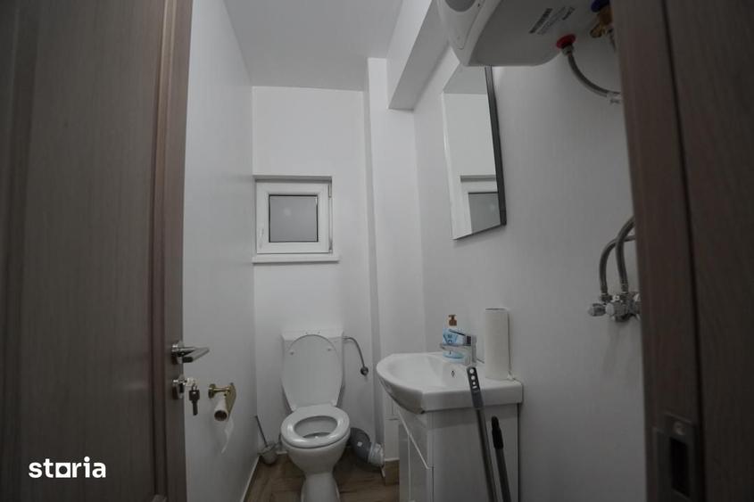 Spațiu comercial, de 24.63 mp, în Central