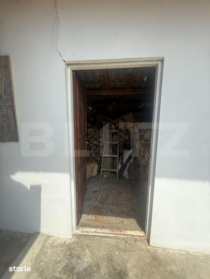 Casă cu 4 camere cu Teren 1692 Mp în Voinești