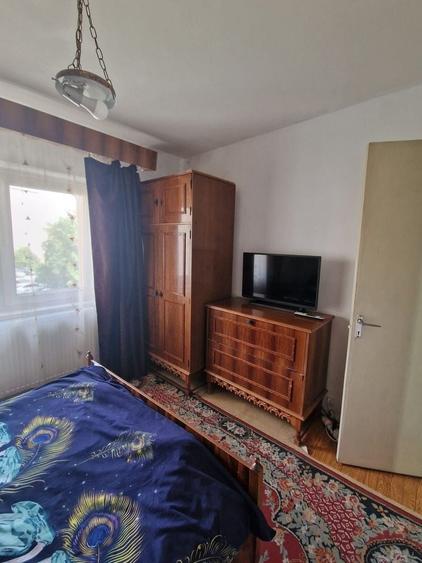 Apartament cu 2 camere semidecomandat în Rovine