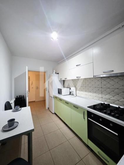 De inchiriat 2 camere | decomandat | etaj intermediar - 4