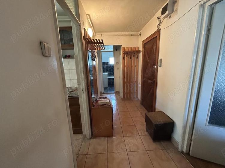 Vand apartament 3 camere decom.Micalaca zona 300,etaj 2 din 4,st.102 mp.cu centrala pe gaz. - 4