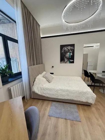 Garsoniera de inchiriat Universitate - 2