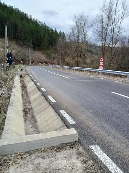 Vand casa batraneasca locuibila cu iesire la strada principala aflata in Buzau, Valea Fantanei! - 1