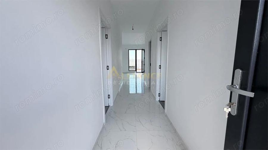 Casa Individuala - 3 camere - 2 bai - 430mp teren - 1
