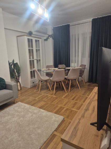 Inchiriez ap. 3 camere lux -zona Europa -Craiova -ultracentral 650 - 6