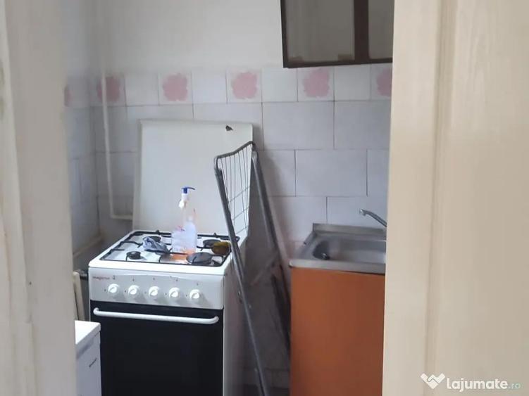 Vand Garsoniera la parter - 3