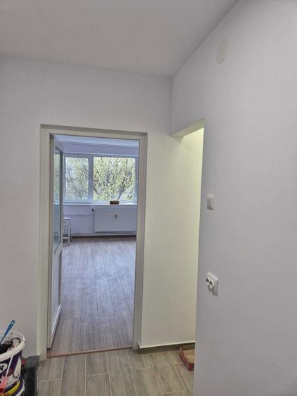 inchiriere garsoniera birou - 4