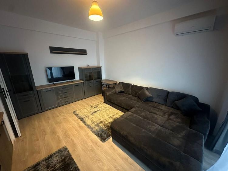 Proprietar Inchiriez apartament 2 camere Nou - 5