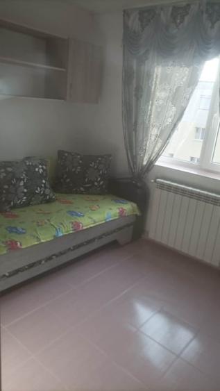 Apartament cu 3 camere decomandat, mobilat în Făgăraș