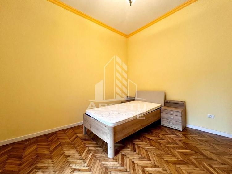 Apartament 3 camere, centrala proprie, zona Centrala - 5