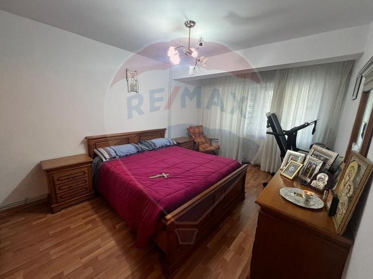 Apartament 3 camere în zona Ultracentral - 2