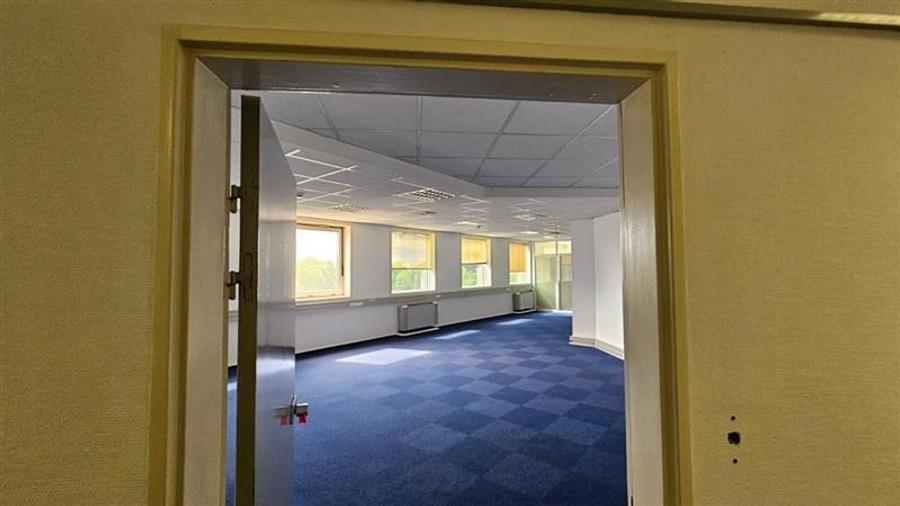 Centru de business multifunctional - inchirieri birouri de la 38 mp - 14