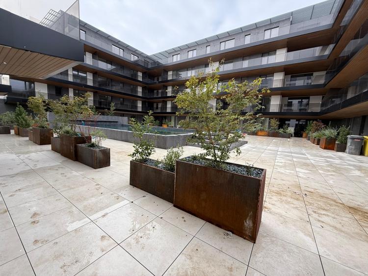 Apartament spectaculos cu gradina si acces direct la piscina–Arca Jolly Village - 1