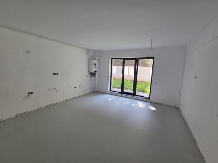 Spatiu de inchiriat. 80 mp utili, 150 teren, parcare, Hasdeu - 5