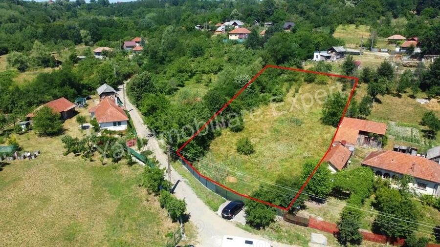 Teren de vanzare in comuna Poienarii de Arge?, sat Poienari, jude? Arge?. - 3