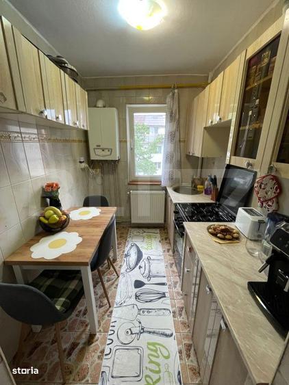 Apartament de vanzare, cu 2 camere, 42 mp, zona Pacurari - 8