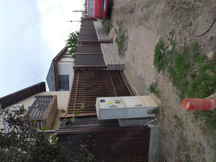 Vand casa la curte,Magurele,limita sector5 - 1