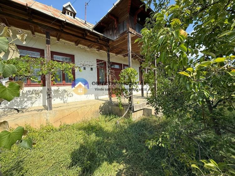Casa + teren spatios de vanzare - Girov