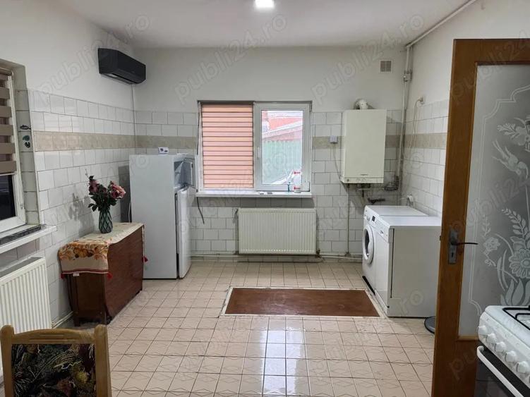 Casa de inchiriat - 2