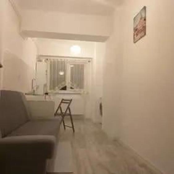 garsoniera craiova - 1