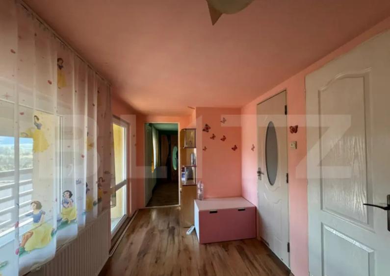 Casa cu 6 camere in Soimus - 15