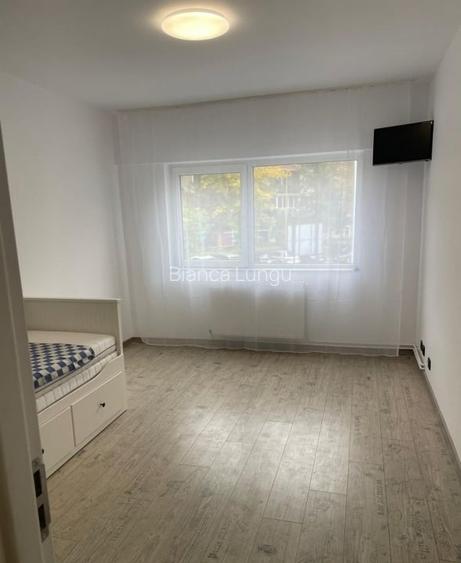 Apartament de 4 caere ( Boxa-108 MP ) -Centrul Civic