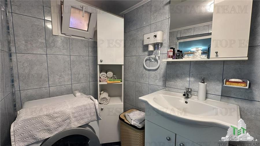 Casa individuala cu 8 camere in zona metrou Republica - 17