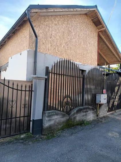 Casa 90 mp, teren 199 mp, zona Centru Vechi - 13