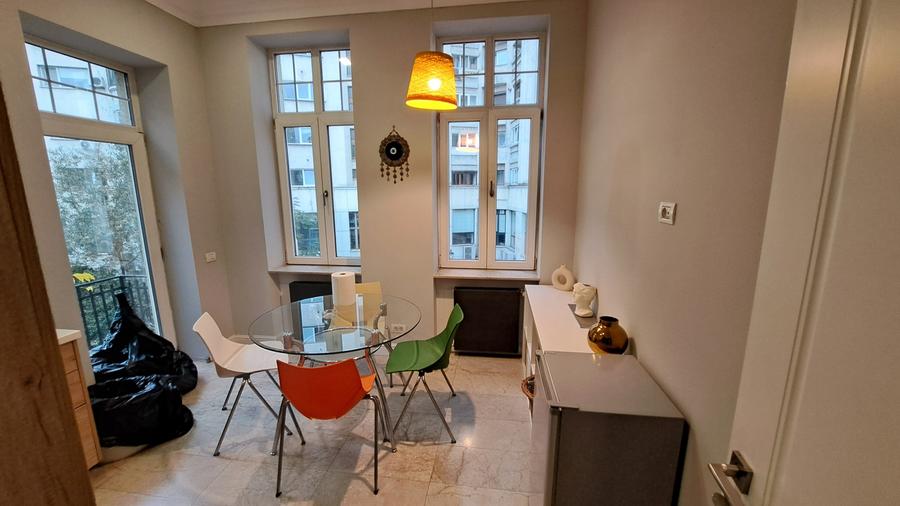 SPATIU BIROU - AMENAJAT LUX - PIATA UNIRII - 22