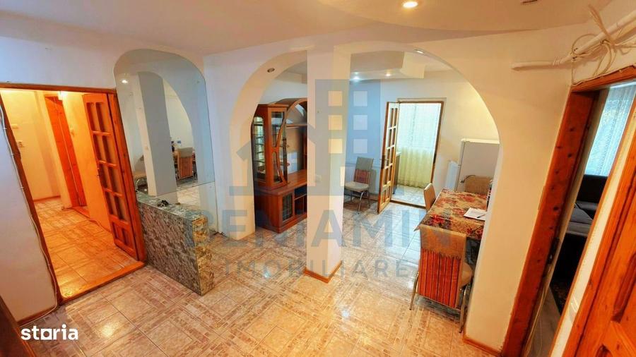 Apartament decomandat 3 Camere Renovat Utilat 1 Mai etaj 3 - 1