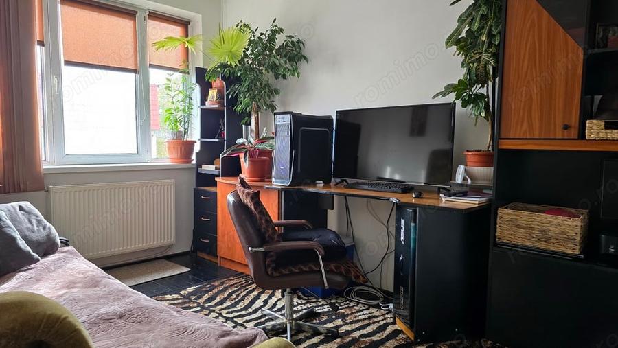 Apartament 4 camere in Deva, zona Progresul langa Sc Gen Nr 2, et 3 - 20