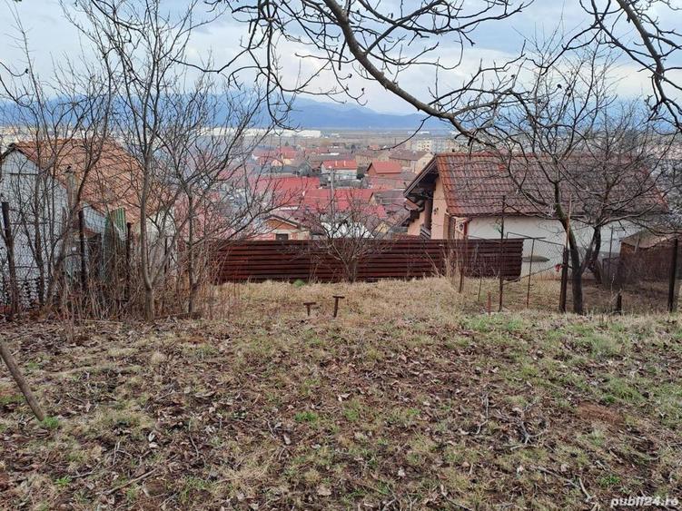 Casa la rosu de vanzare in Codlea - 6