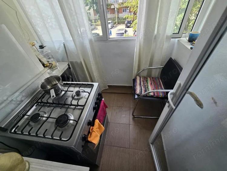 Apartament 2 camere Tudor Vladimirescu, decomandat, et. 1 - 8