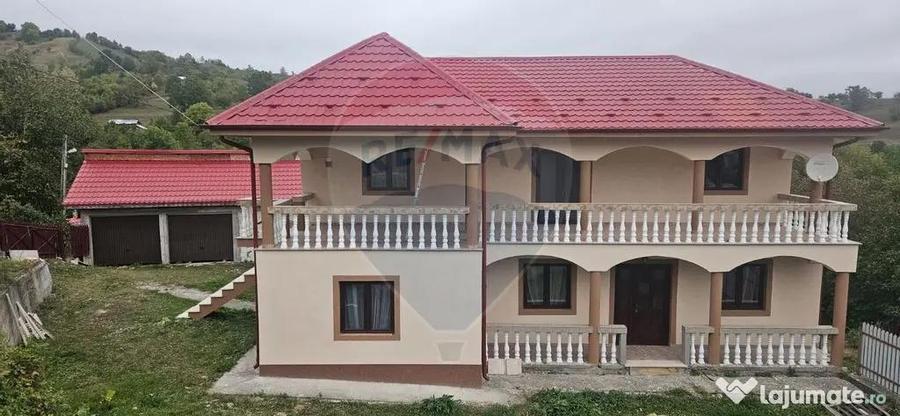 Casa cu 6 camere de vanzare in zona de munte - 16