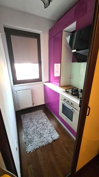 Apartament 2 camere de închiriat – Trocadero, bloc nou, lift - 4