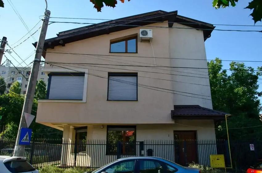 Vila Individuala 6 camere - Parc Bazilescu - 1