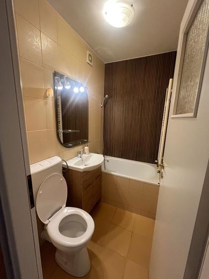 Inchiriez apartament cu 3 camere -Bulevardul Mihai Viteazu - 5